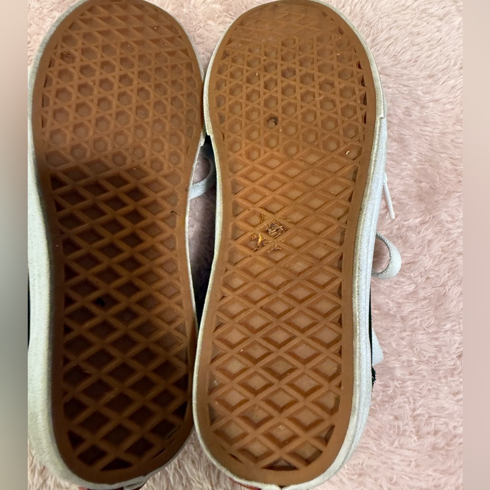 🟡🟡Vans Classic Black and White Shoes - Picture 5 of 6